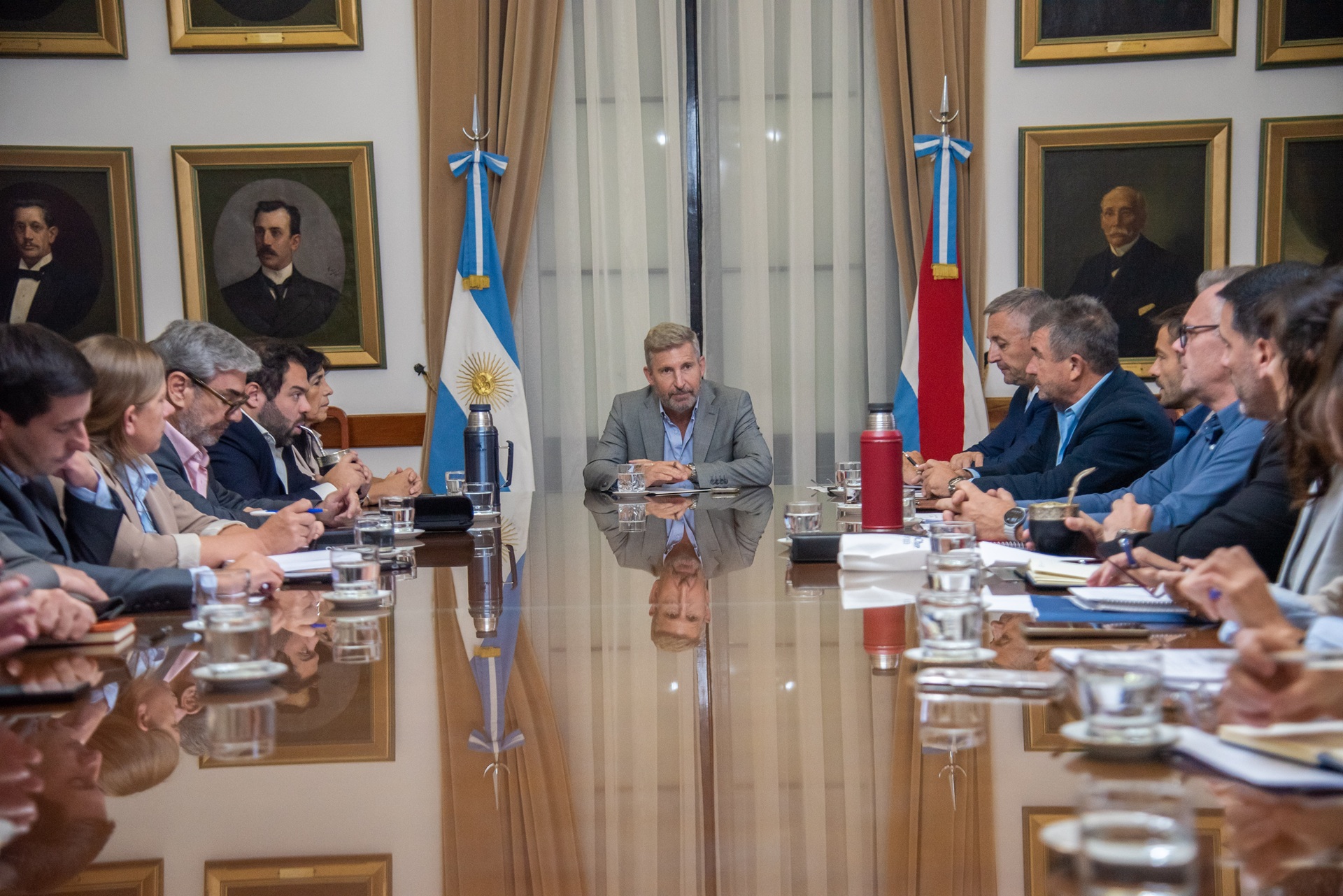 Frigerio encabezó una nueva reunión de gabinete y avanzó en el análisis de la reforma previsional